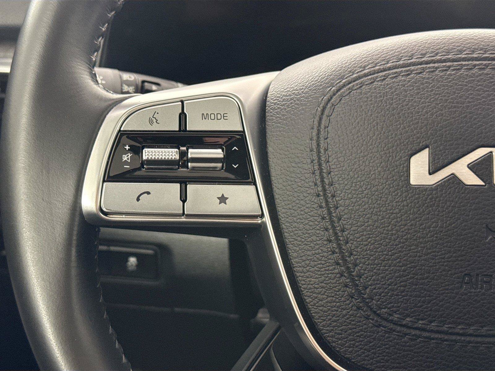 Used 2023 Kia Telluride SX FWD image 17