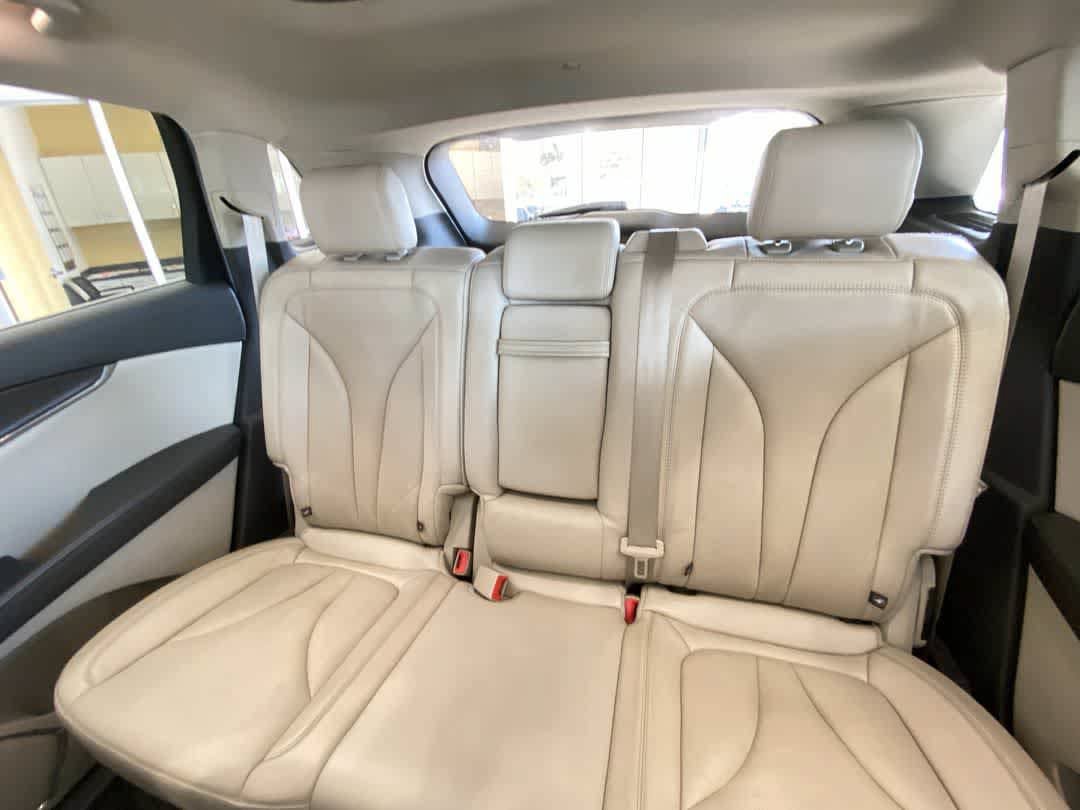 Used 2016 Lincoln MKX Reserve w/ Technology Package AWD/4WD image 26