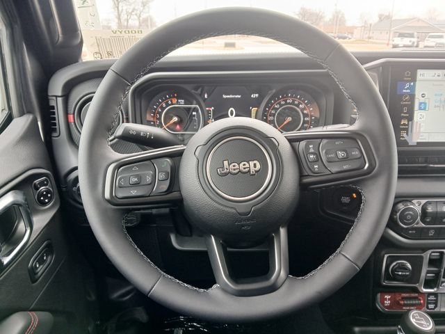 New 2026 Jeep Gladiator Rubicon w/ Steel Power Dome Hood Package AWD/4WD image 19