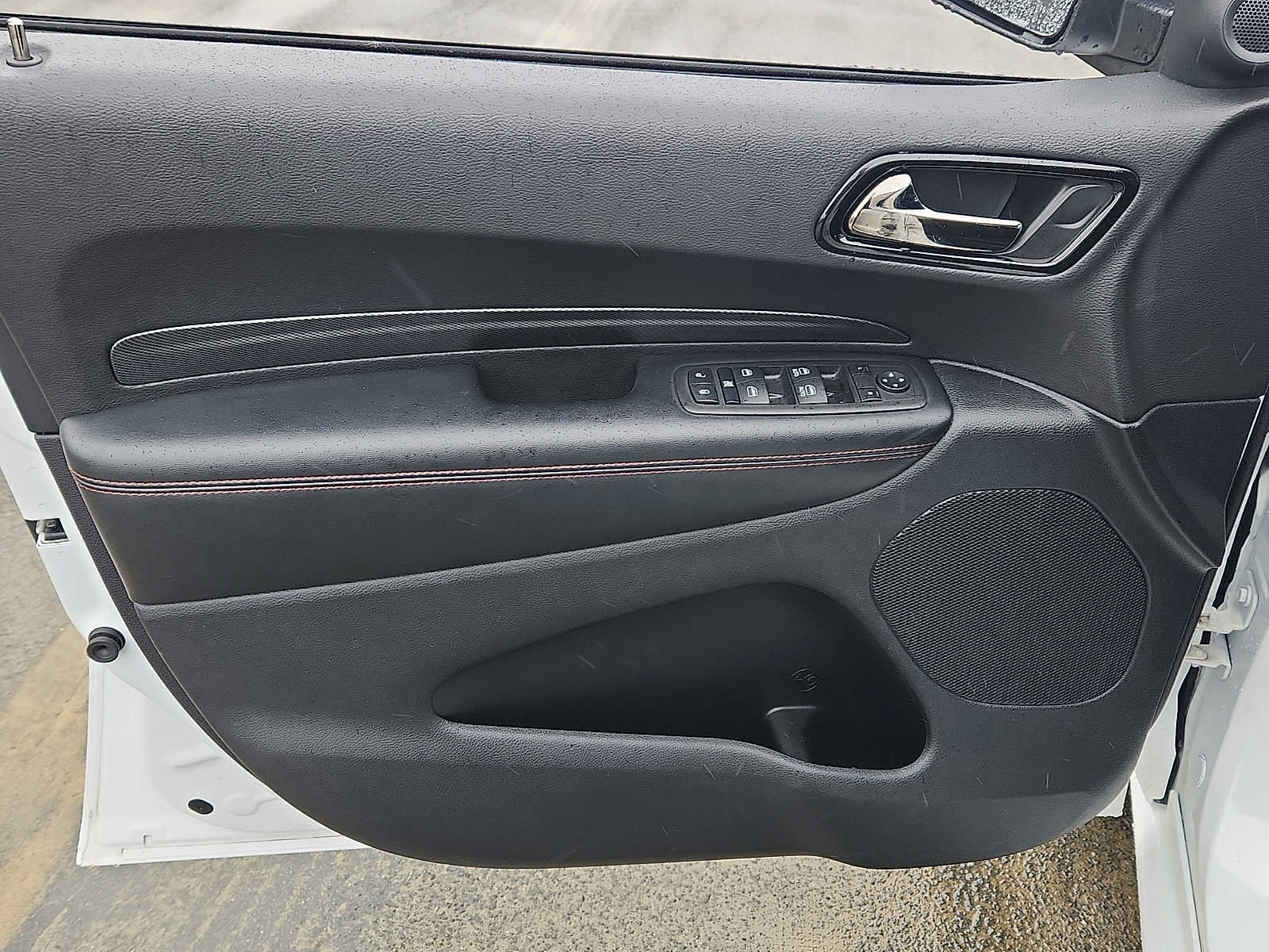 Certified 2025 Dodge Durango GT image 12