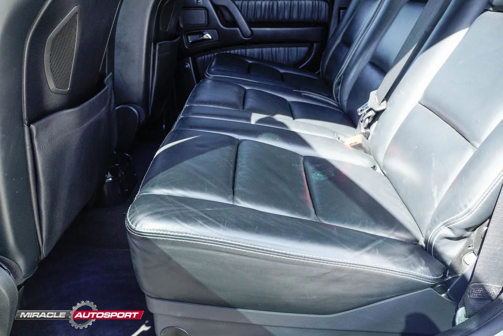 Used 2018 Mercedes-Benz G 63 AMG 4MATIC w/ Night Package image 25