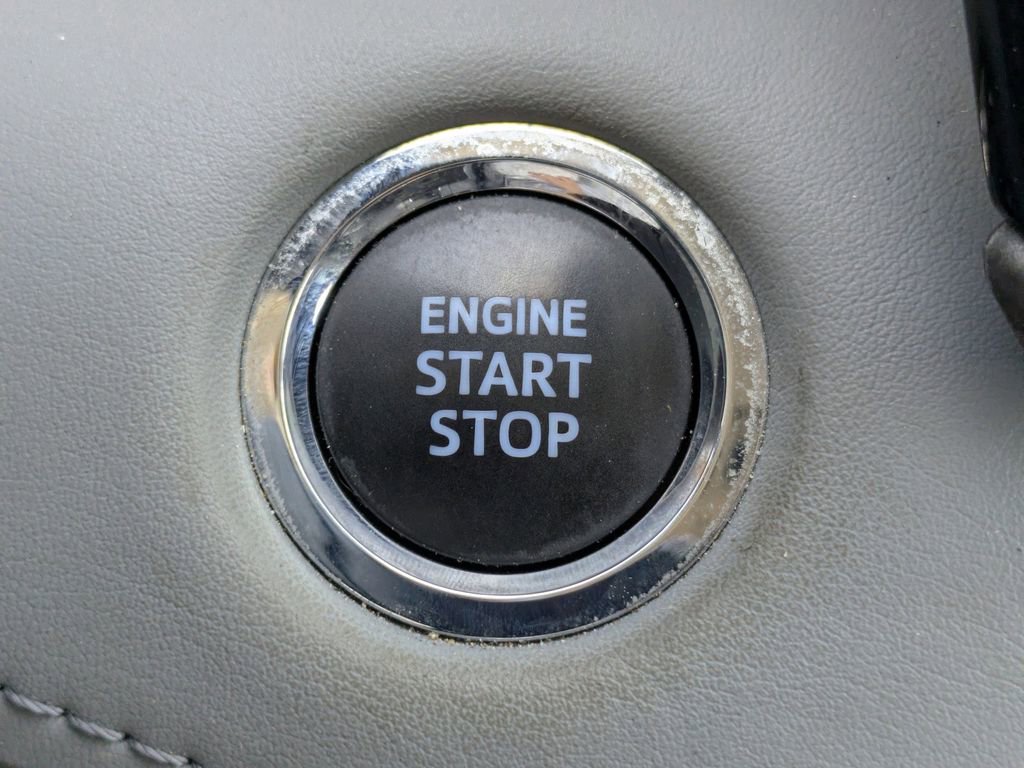 Used 2022 Toyota Highlander XLE image 30