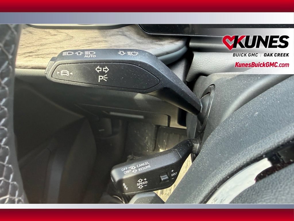 Used 2025 Audi Q5 Premium Plus AWD/4WD image 15