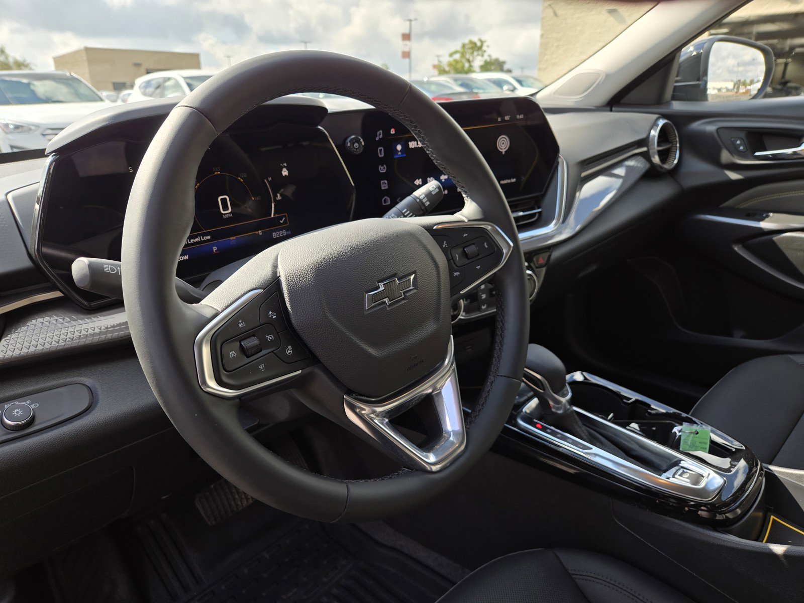 Used 2025 Chevrolet Trax ACTIV w/ Driver Confidence Package image 15