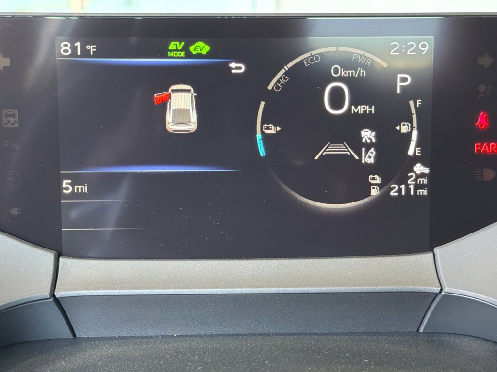New 2027 Toyota Prius Plug-In Hybrid FWD image 25