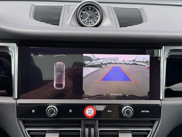 New 2026 Porsche Macan image 28