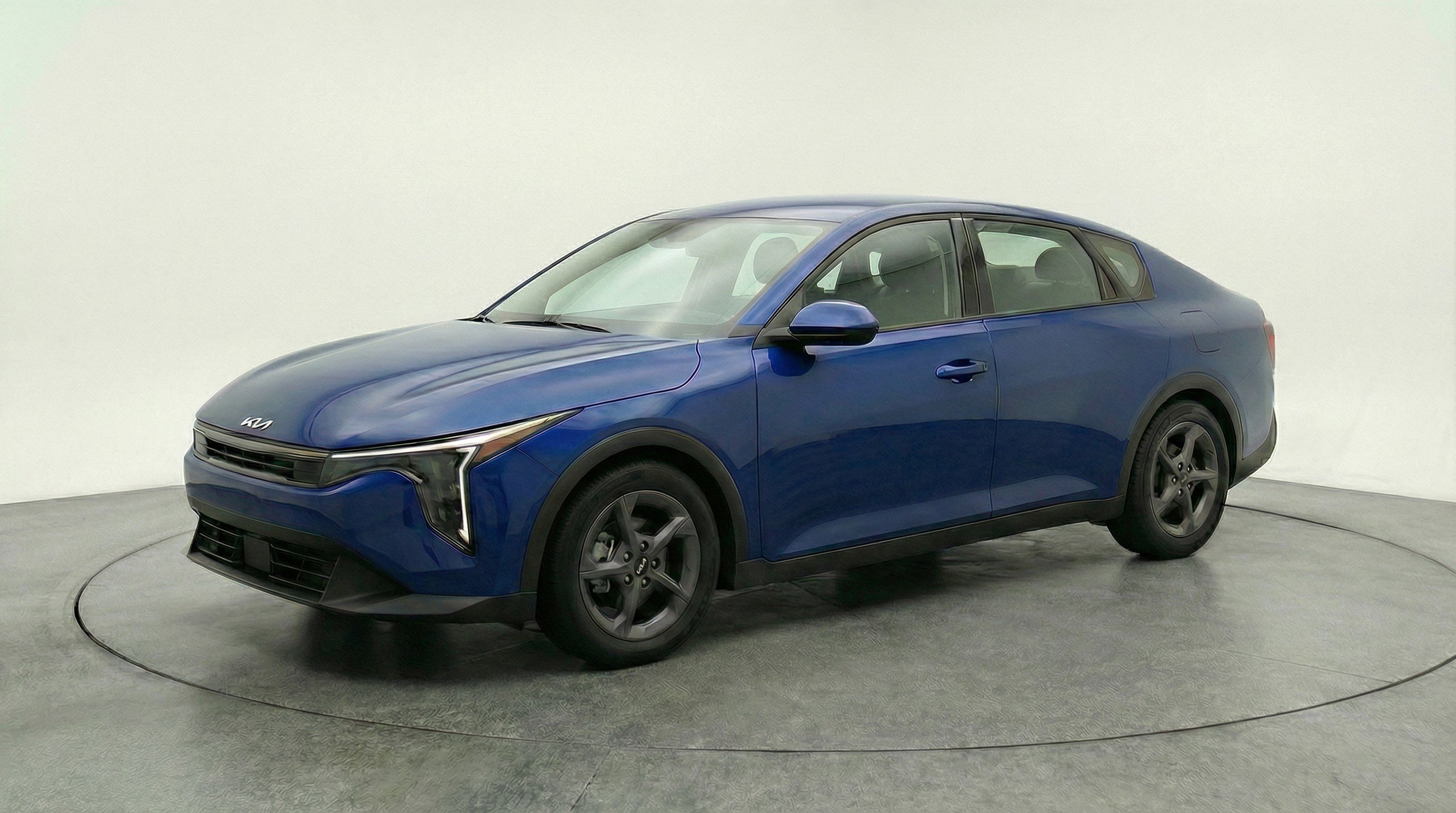 Used 2025 Kia K4 FWD image 3