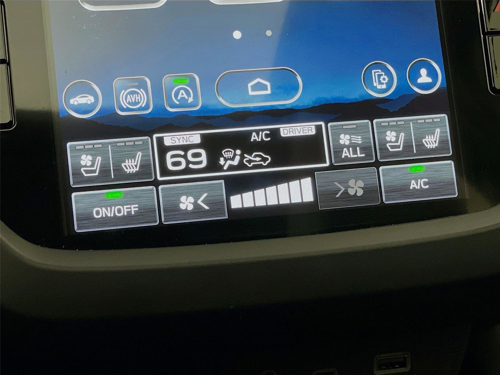 Certified 2025 Subaru Forester Touring w/ Protection Package image 26