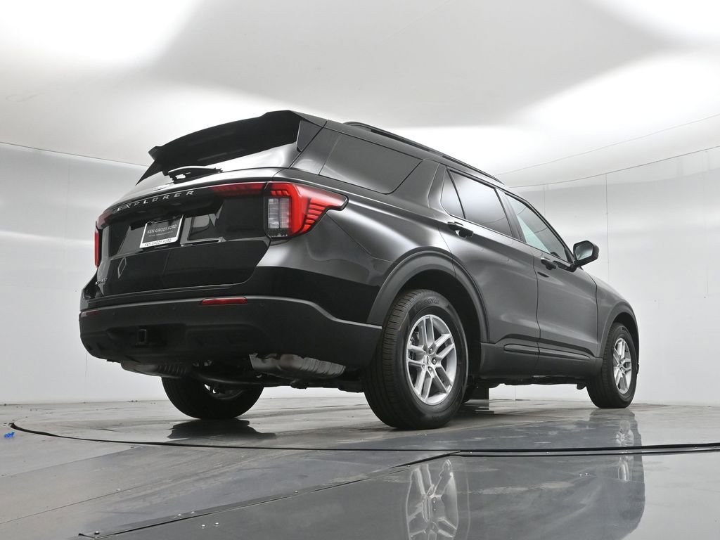 New 2026 Ford Explorer Active RWD image 47
