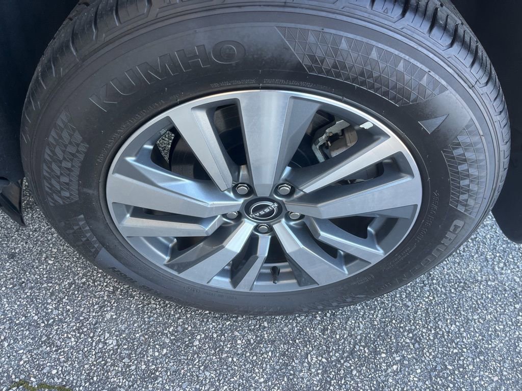 Used 2024 Nissan Pathfinder SL image 31