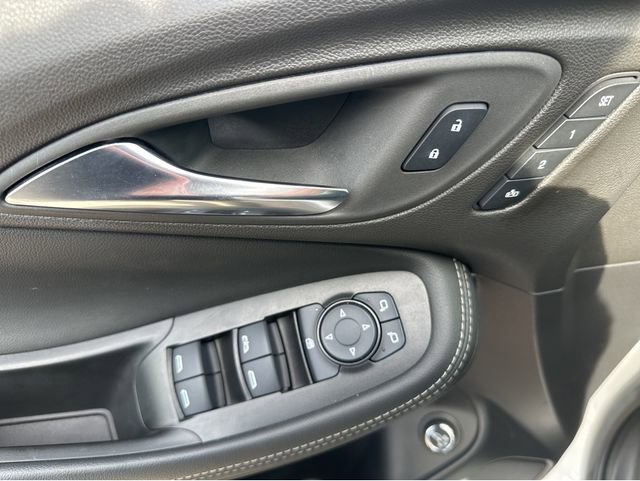Certified 2023 Buick Encore GX Essence w/ Experience Buick Package image 29