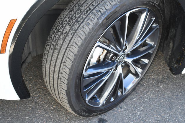 Certified 2024 Toyota Prius XLE image 11