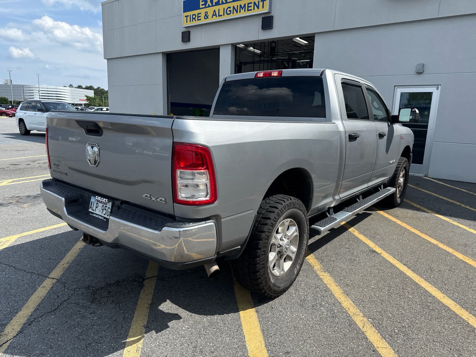 Used 2022 RAM 2500 Big Horn w/ Level A Equipment Group AWD/4WD image 3