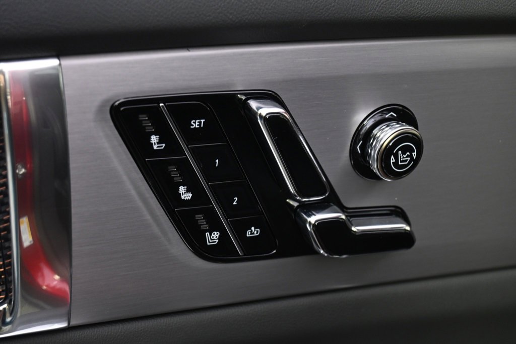 New 2026 Cadillac Vistiq Sport image 14