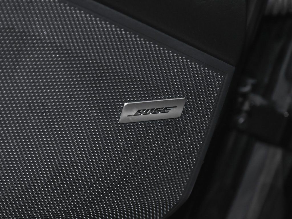 Used 2022 Porsche Cayenne Platinum Edition AWD/4WD image 11