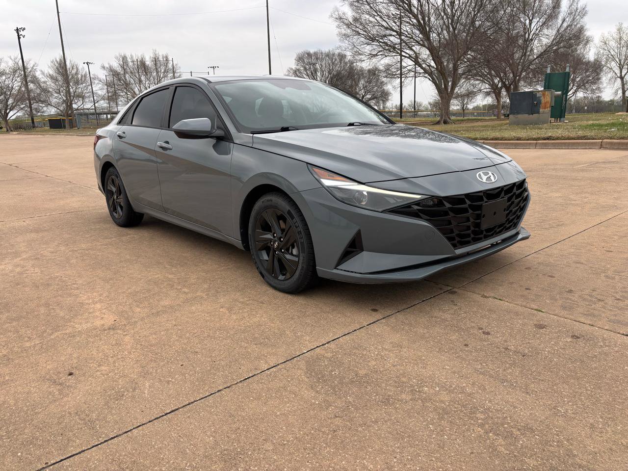 Used 2022 Hyundai Elantra Blue image 29