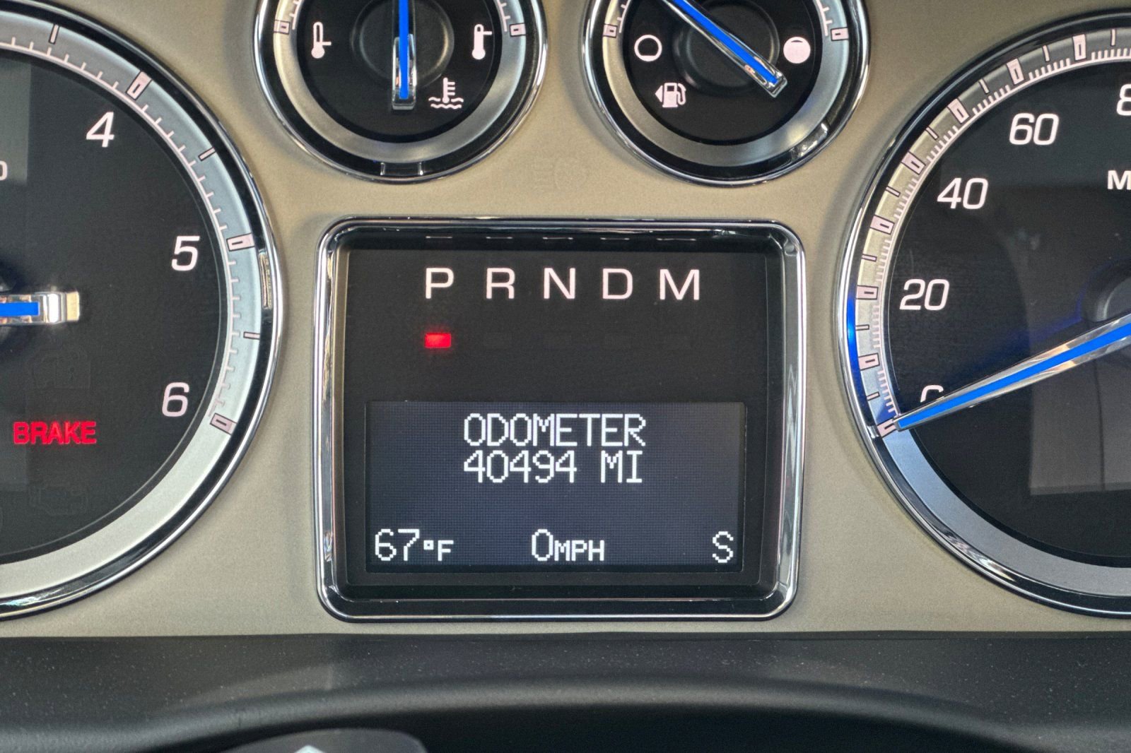 Used 2011 Cadillac Escalade ESV Platinum image 33