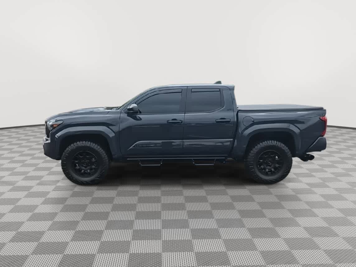 Used 2024 Toyota Tacoma TRD Sport RWD image 5