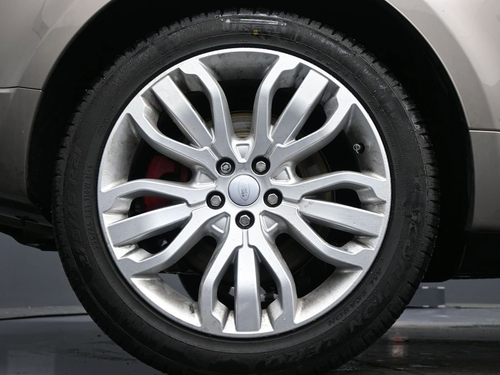 Used 2022 Land Rover Range Rover Sport HSE Dynamic image 9