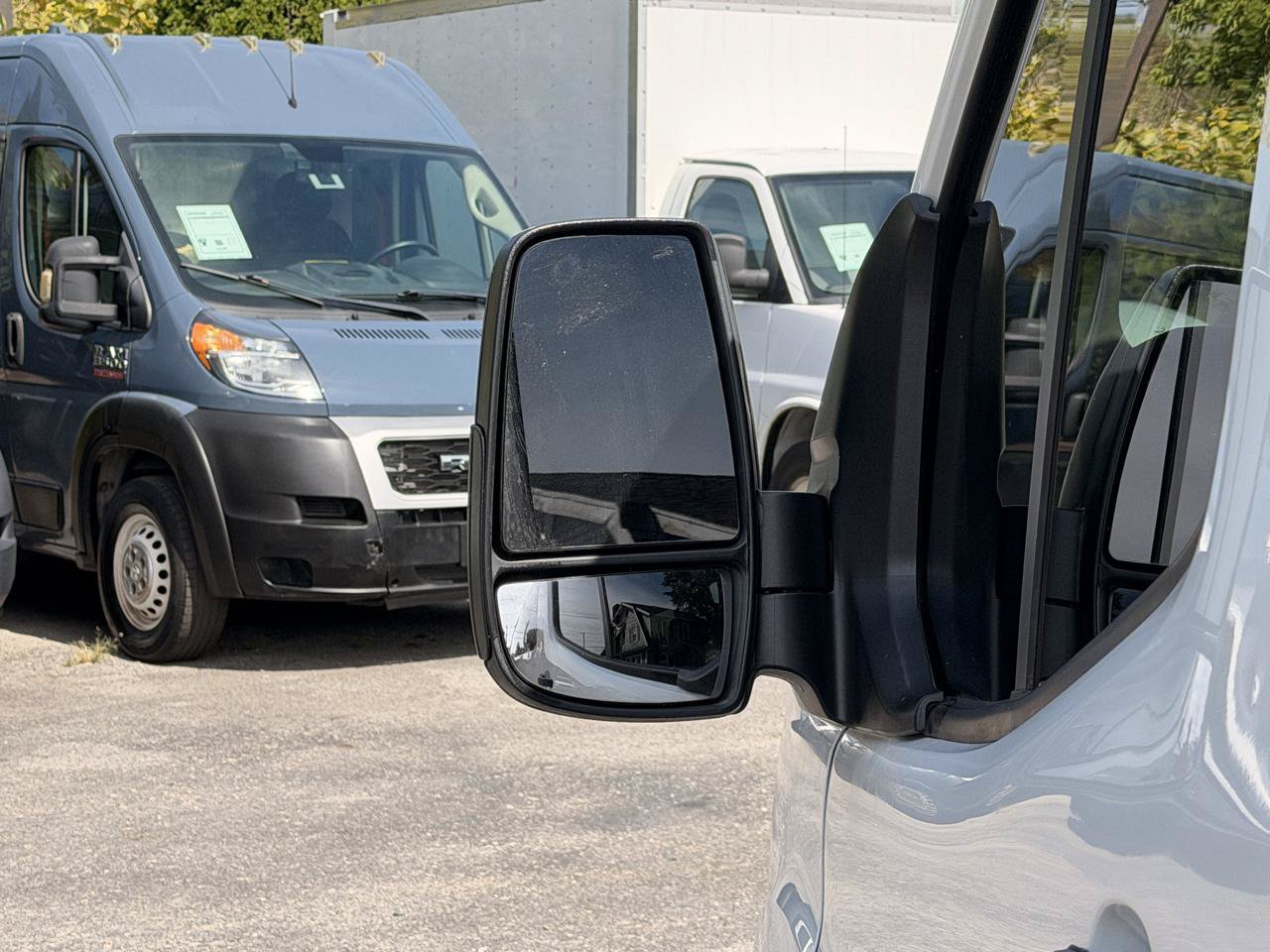 Used 2022 Ford Transit 150 Low Roof RWD image 13
