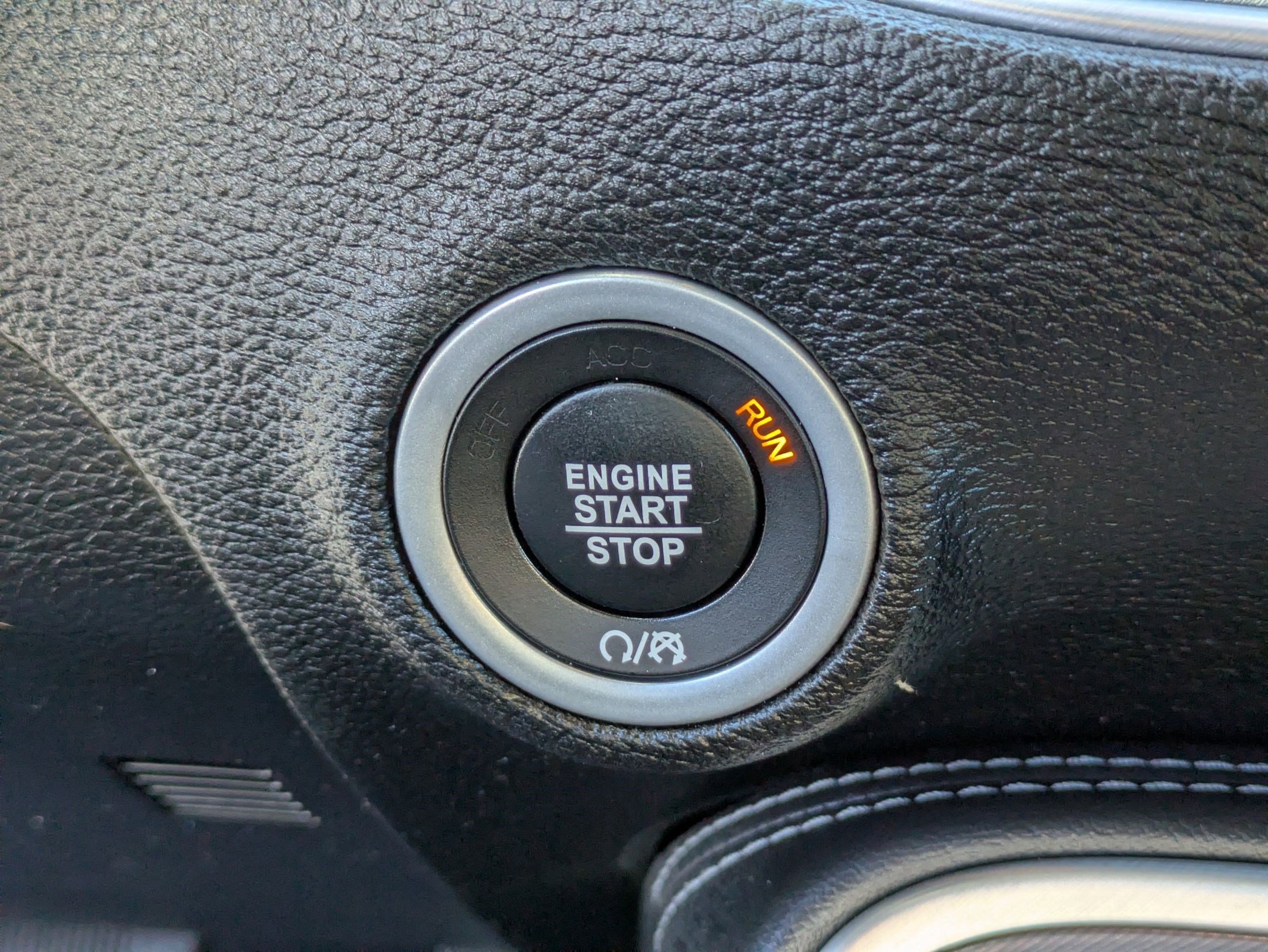 Used 2019 Dodge Challenger SXT image 20