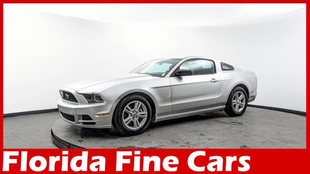 Used 2014 Ford Mustang V6 image 1
