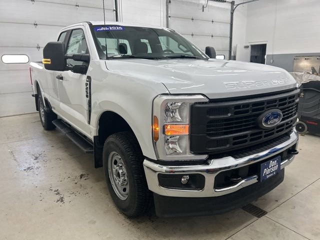 New 2026 Ford F250 XL w/ FX4 Off-Road Package image 3