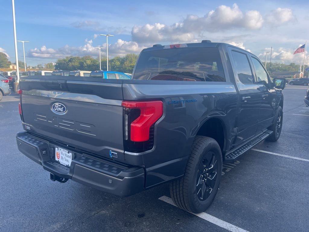 New 2025 Ford F150 Lightning Flash AWD/4WD image 5