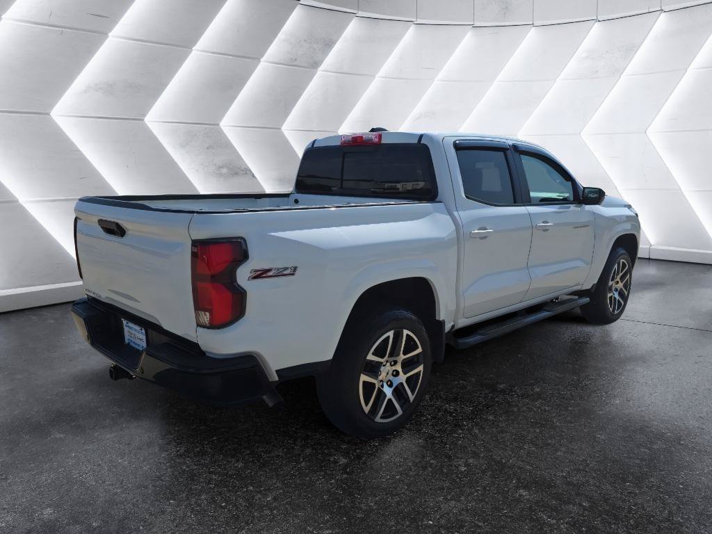 Used 2023 Chevrolet Colorado Z71 w/ Z71 Convenience Package 2 AWD/4WD image 5