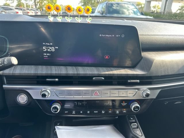 Certified 2023 Kia Telluride EX FWD image 12