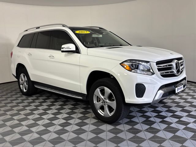 Used 2017 Mercedes-Benz GLS 450 4MATIC image 4