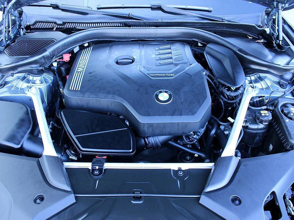 Used 2022 BMW 530i w/ Convenience Package image 30