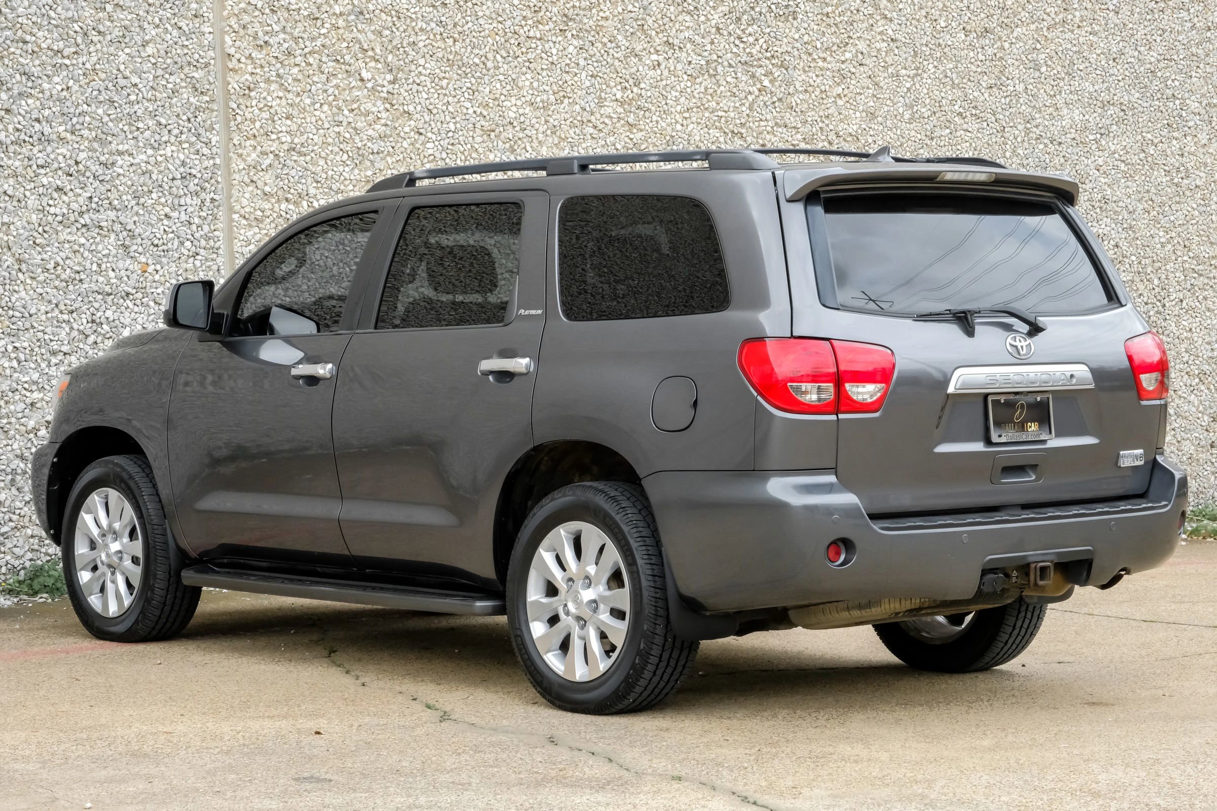 Used 2011 Toyota Sequoia Platinum AWD/4WD image 11