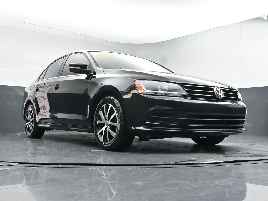 Used 2017 Volkswagen Jetta SE image 34