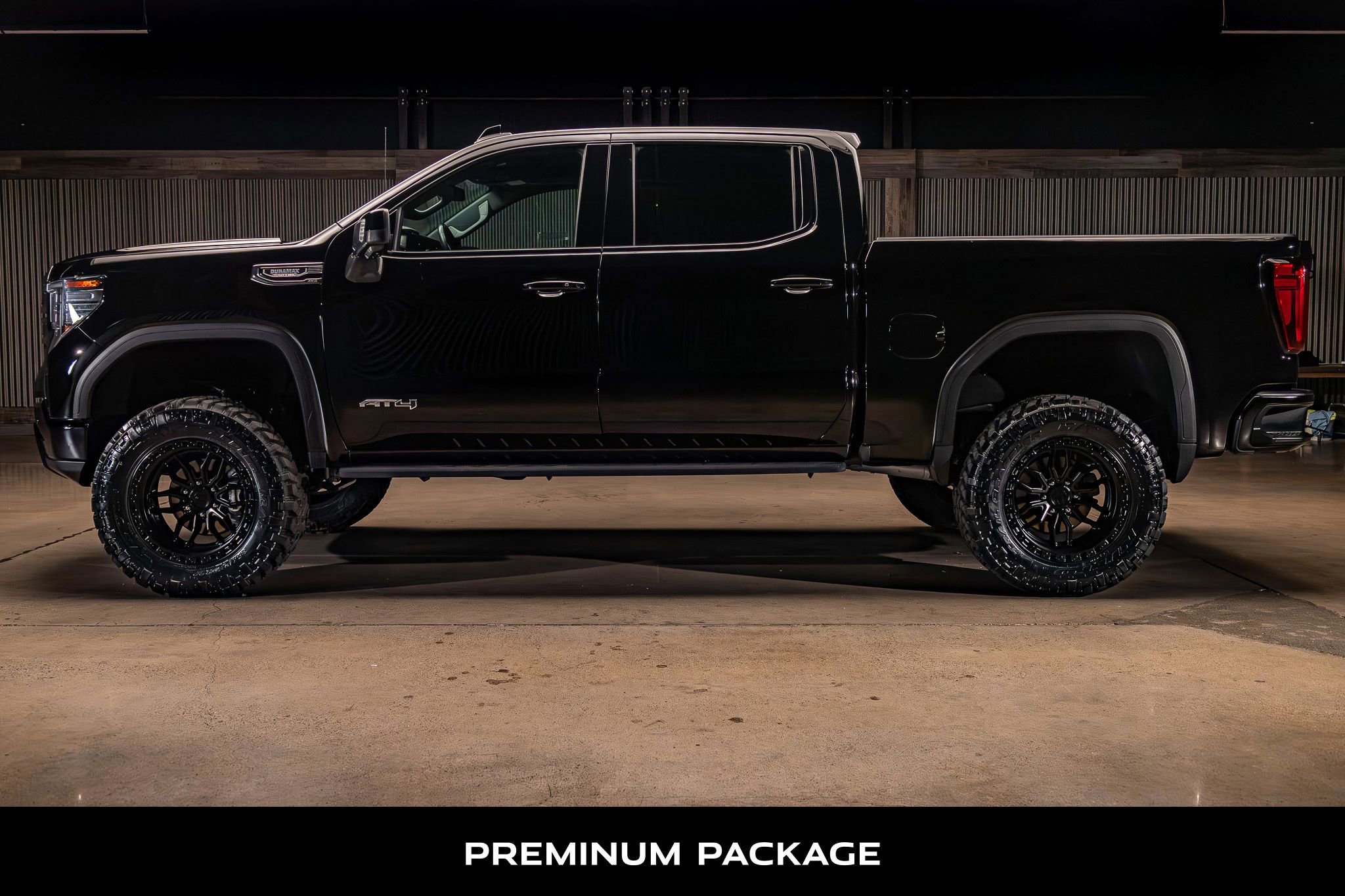 Used 2023 GMC Sierra 1500 AT4 w/ AT4 Premium Package AWD/4WD image 6