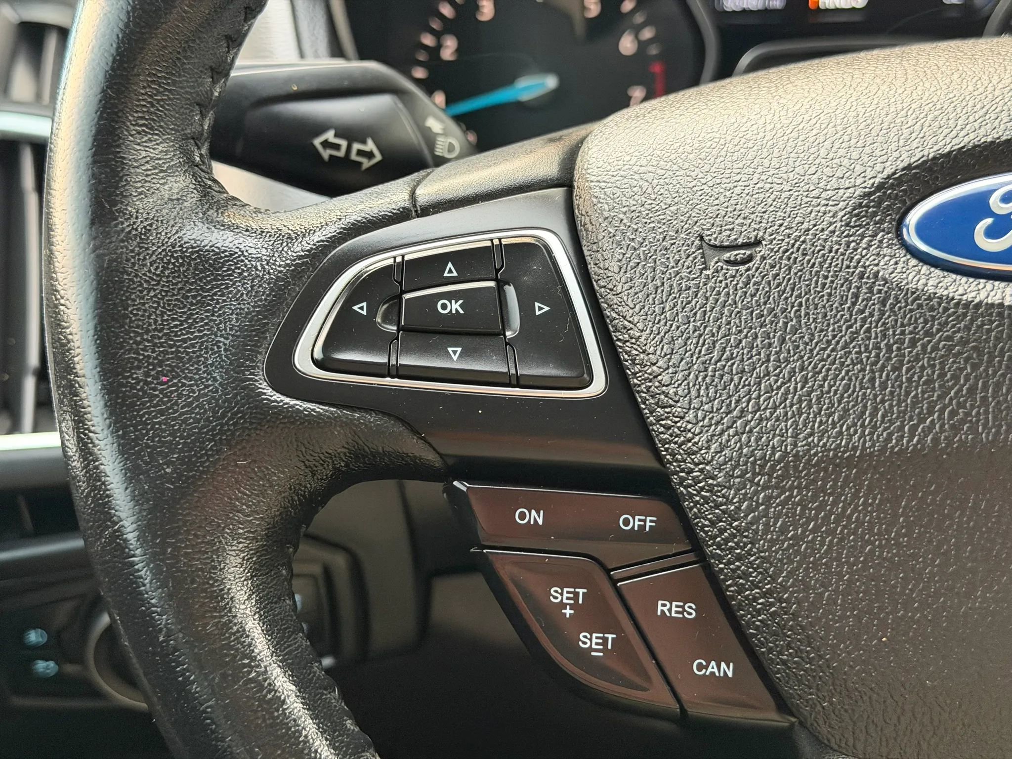 Used 2015 Ford Focus Titanium image 31