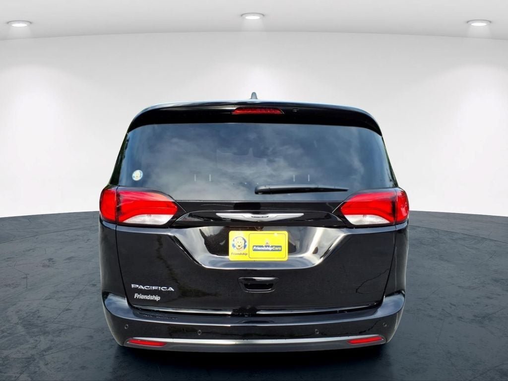 New 2027 Chrysler Pacifica LX FWD image 8
