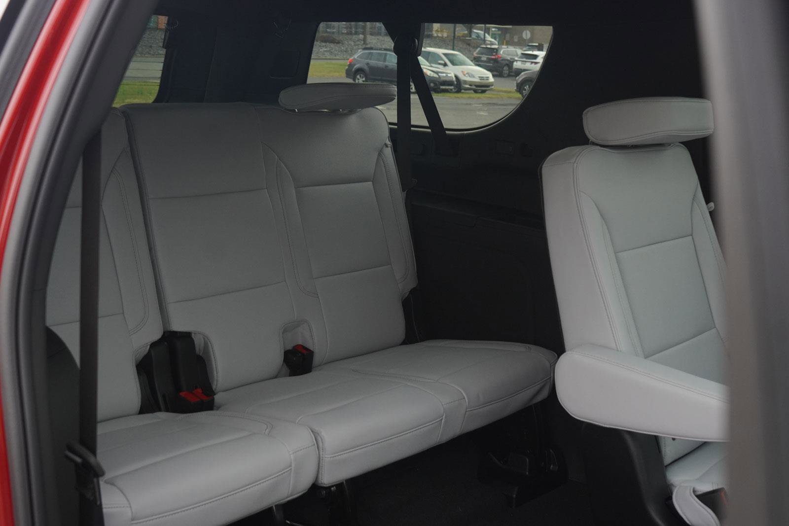 New 2026 Chevrolet Suburban Premier image 31