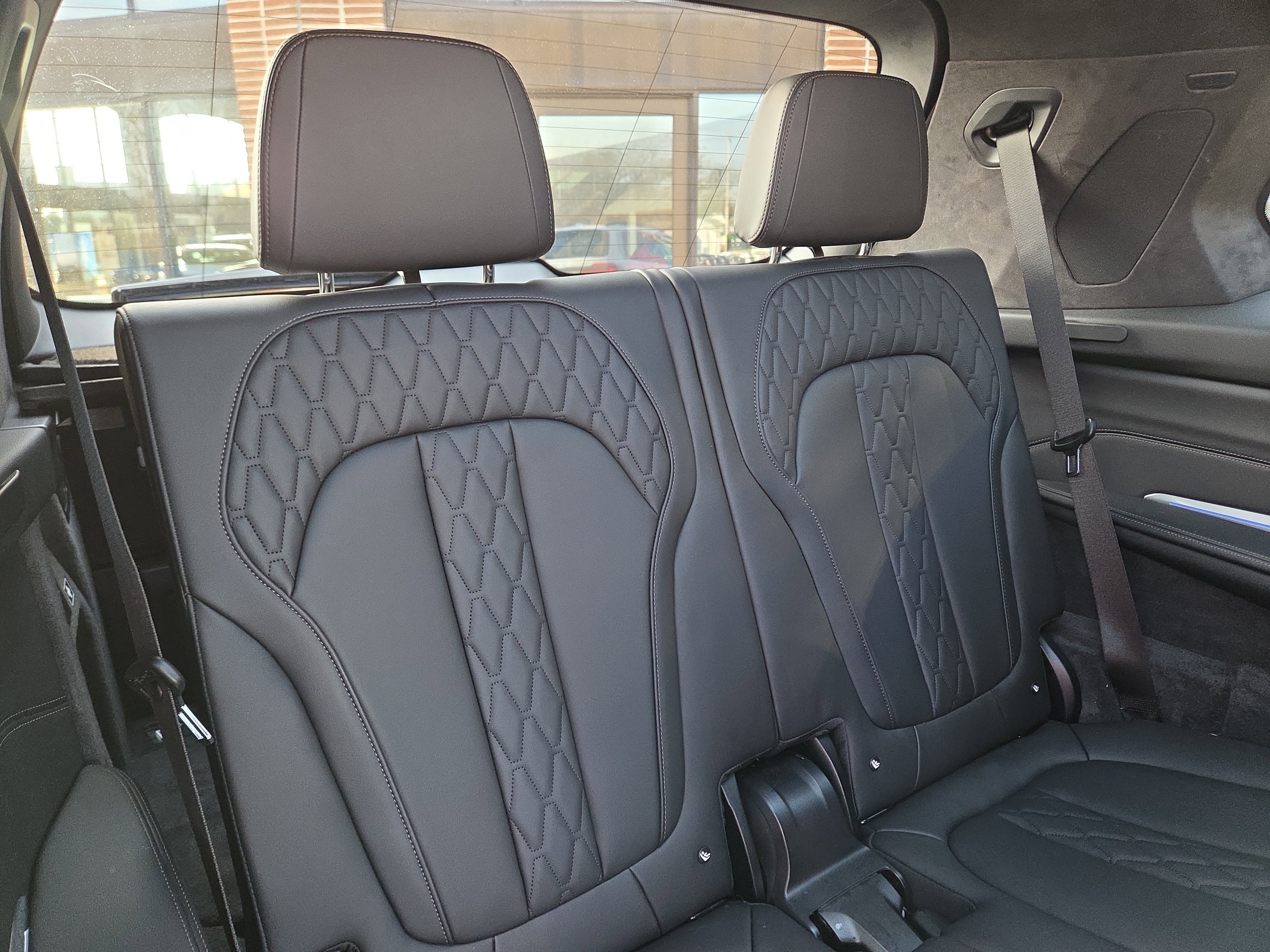 Used 2026 BMW X7 M60i image 14