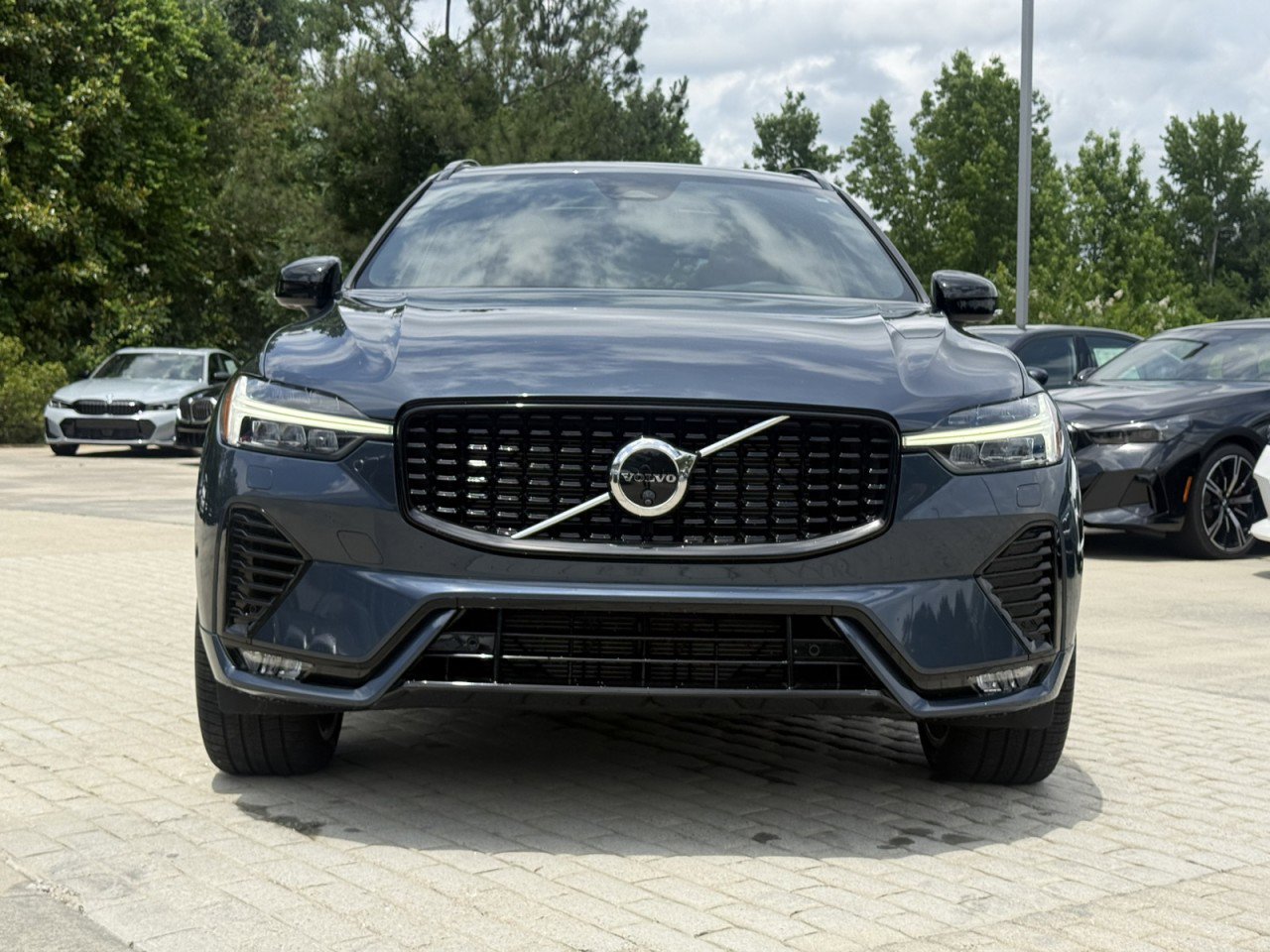 Used 2025 Volvo XC60 B5 Ultra w/ Protection Package Premier AWD/4WD image 9