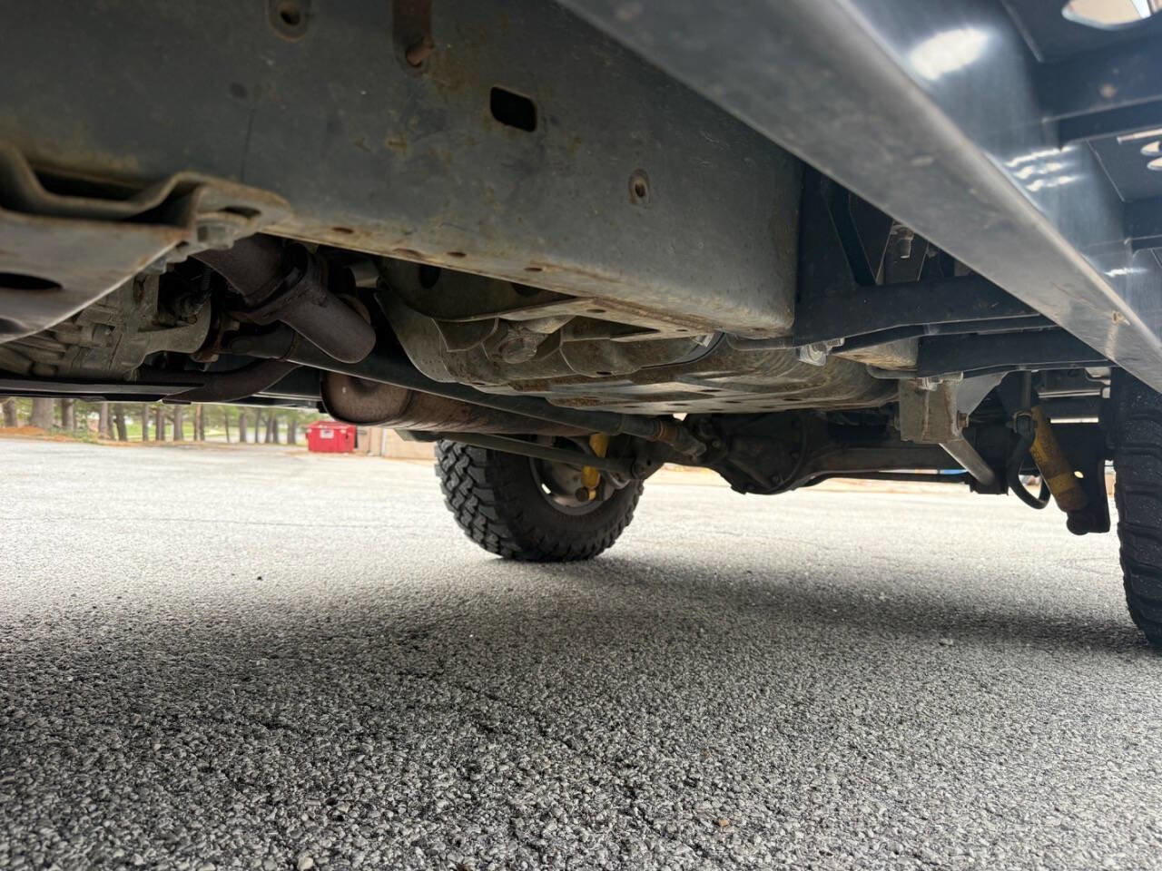 Used 2002 Lexus LX 470 4WD image 24