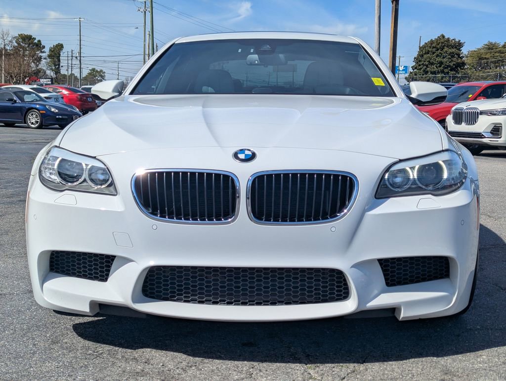 Used 2013 BMW M5 RWD image 9