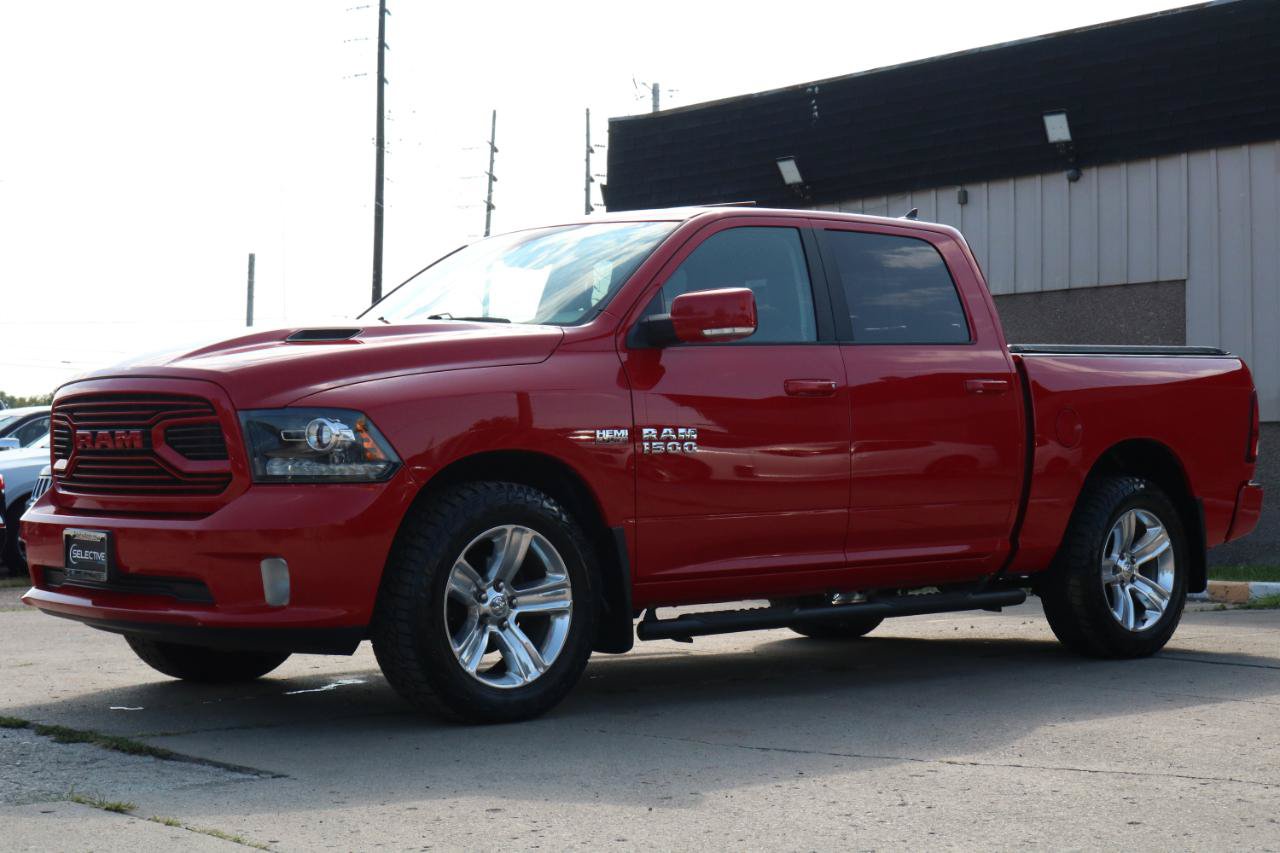 Used 2018 RAM 1500 Sport w/ Sport Premium Group AWD/4WD image 17