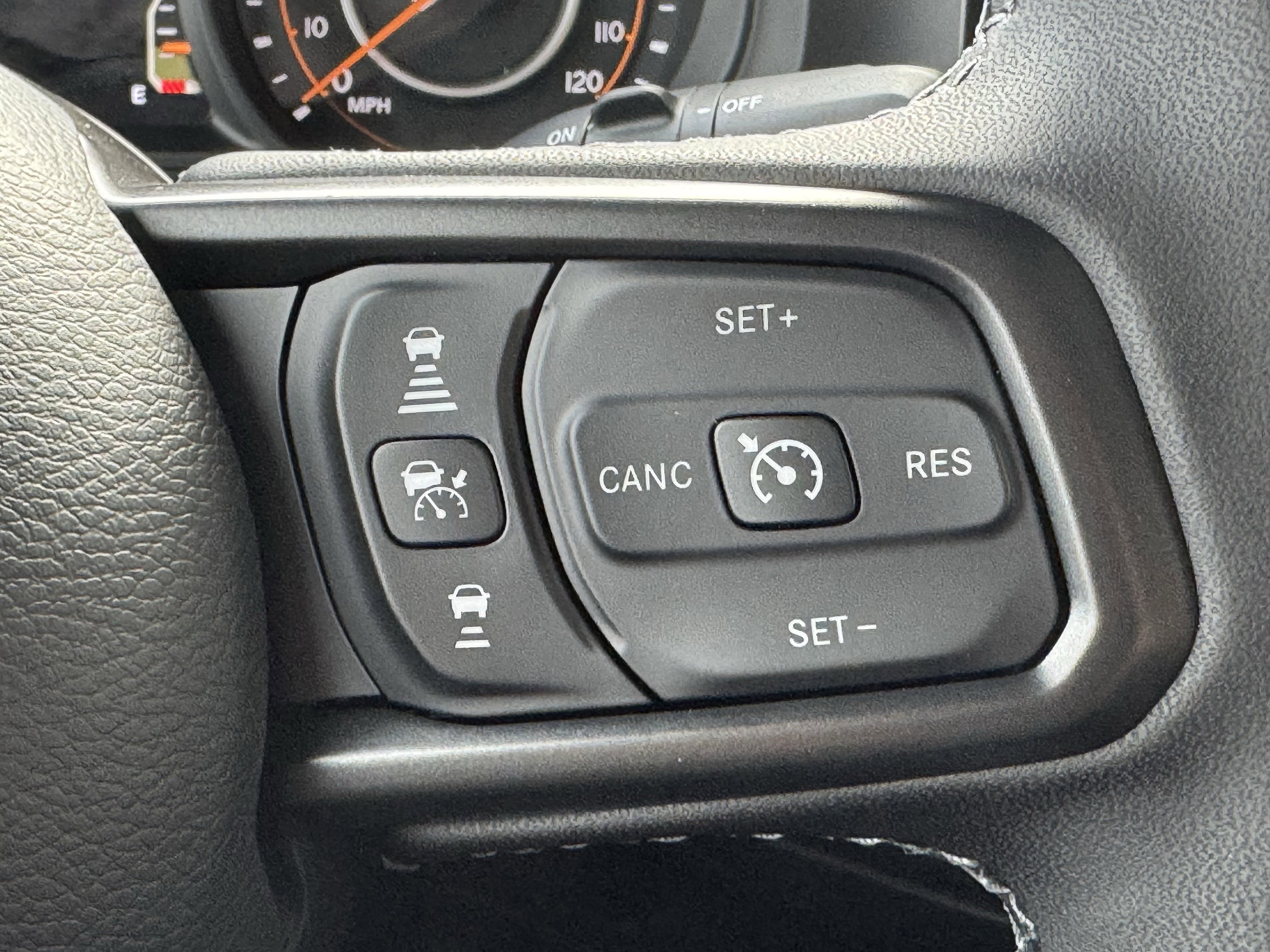 New 2026 Jeep Wrangler Unlimited Rubicon w/ Xtreme 35 Tire Package image 17