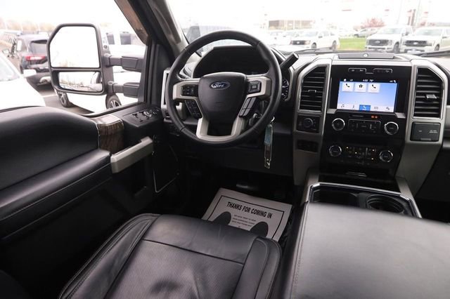 Used 2019 Ford F250 Lariat w/ Chrome Package image 21