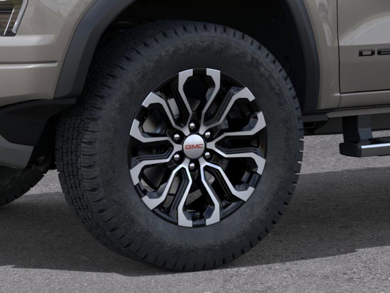 New 2026 GMC Canyon Denali w/ LPO, Black Badging Package AWD/4WD image 9