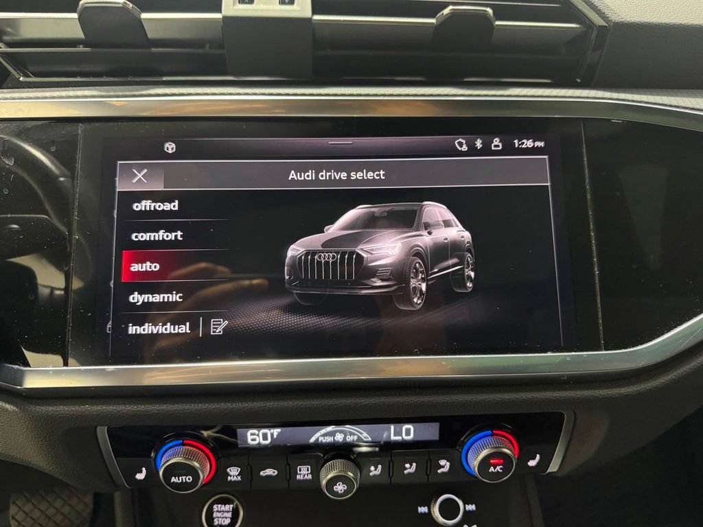 Used 2024 Audi Q3 2.0T Premium AWD/4WD image 24