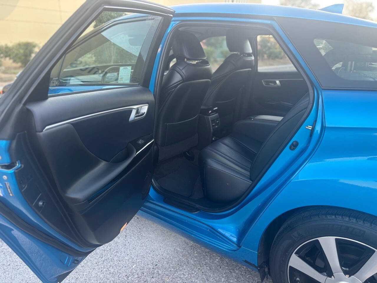 Used 2017 Toyota Mirai FWD image 18