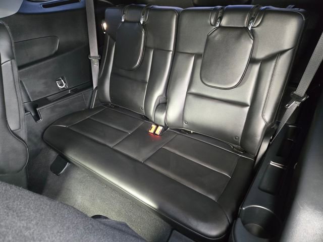 Used 2023 Ford Explorer XLT w/ Equipment Group 202A image 18