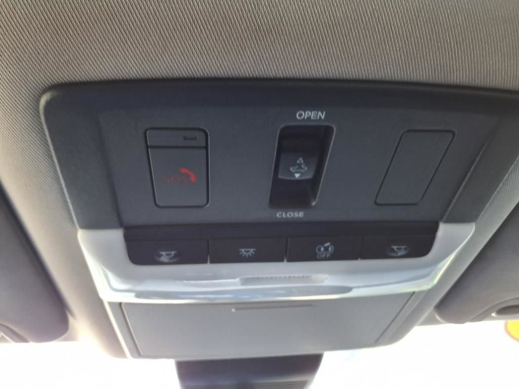 Used 2019 Nissan Altima 2.5 Platinum image 17